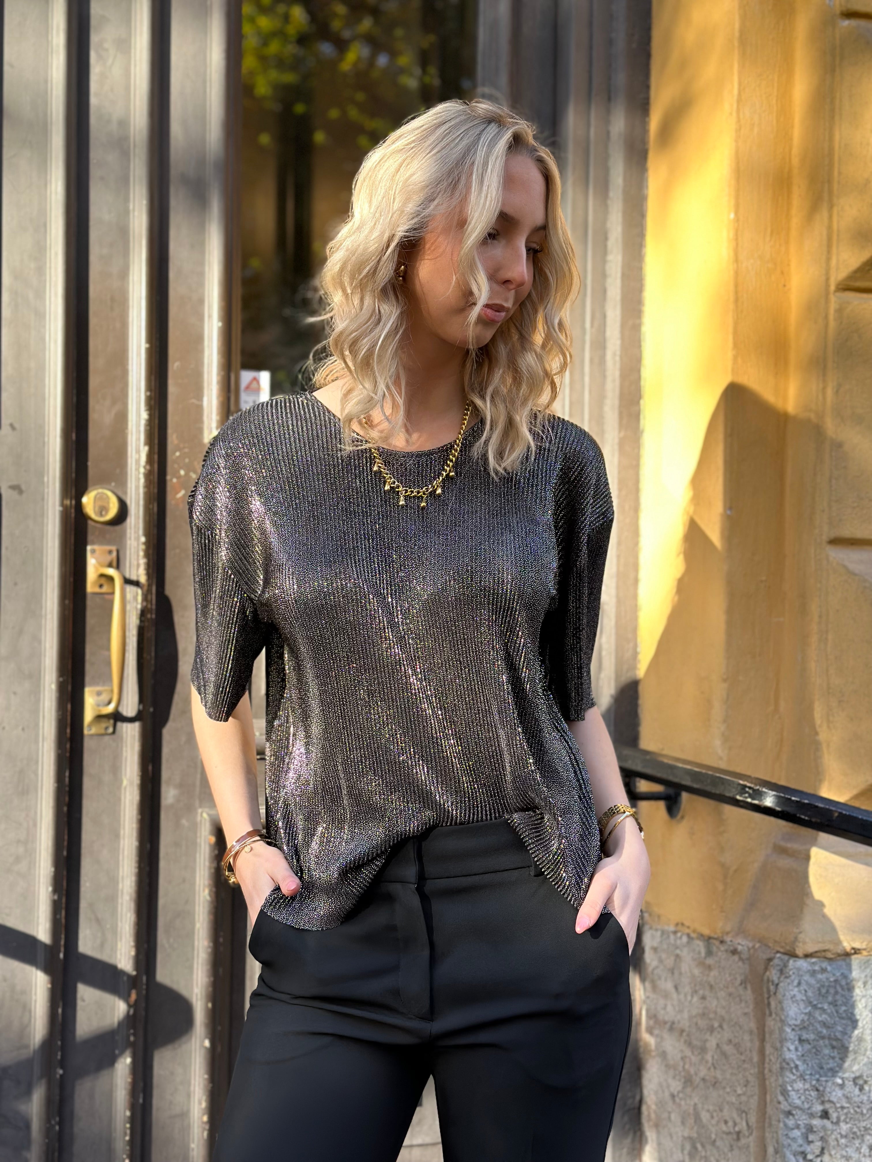 JDY - VILMA S/S O NECK TOP - BLACK/SILVER