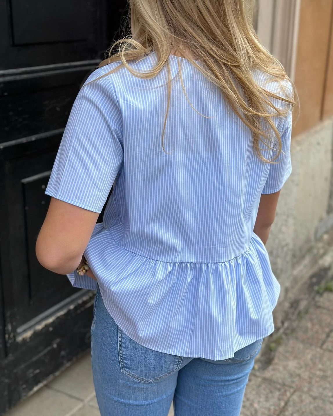 JDY - MIO S/S REV STRING TOP - CASHMERE BLUE/SMALL WHITE