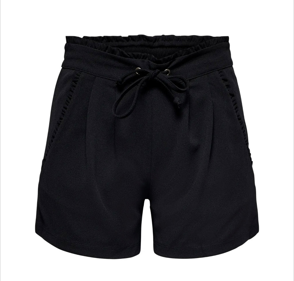 JDY - NEW CATIA SHORTS - BLACK
