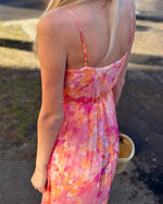 Ladda upp bild till gallerivisning, VERO MODA - SMILLA SINGLET WRAP ANKLE DRESS - CRYSTAL PINK/ANJA

