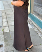 Ladda upp bild till gallerivisning, VEROMODA - MERLE ANKLE SKIRT - CHOCOLATE TORTE
