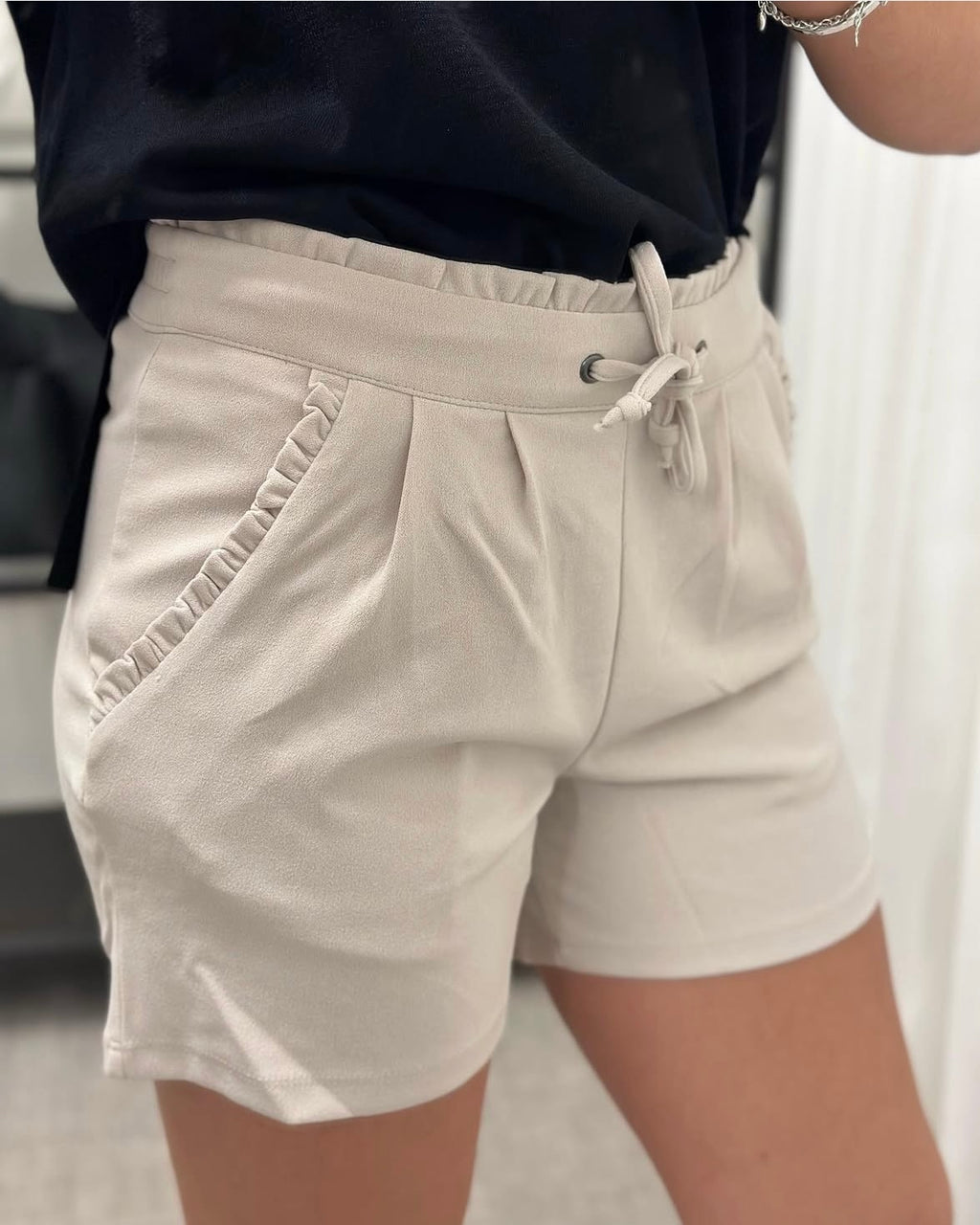 JDY - NEW CATIA SHORTS - CHATEAU GRAY