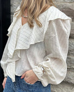 Ladda upp bild till gallerivisning, SOAKED - ROYA BLOUSE LS - NATURE STRIPE
