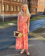 Ladda upp bild till gallerivisning, VERO MODA - SMILLA SINGLET WRAP ANKLE DRESS - CRYSTAL PINK/ANJA
