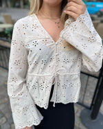 Ladda upp bild till gallerivisning, PIECES - TARMORINE LS TIE TOP - SILVER GRAY
