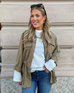 Ladda upp bild till gallerivisning, ONLY - KENYA B LIFE UTILITY JACKET - MERMAID
