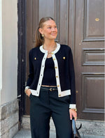 Ladda upp bild till gallerivisning, VEROMODA - OLI LS O-NECK CARDIGAN - BLACK/BIRCH

