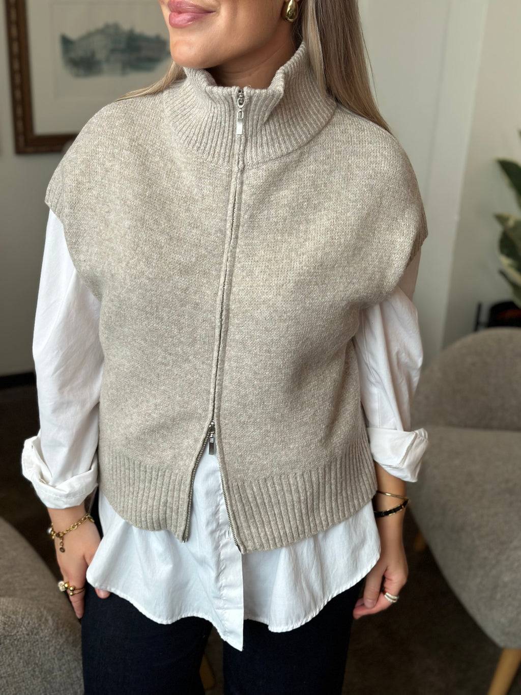 JDY - LEA S/L HN 2WAY ZIP VEST KNIT - NATURAL MELANGE
