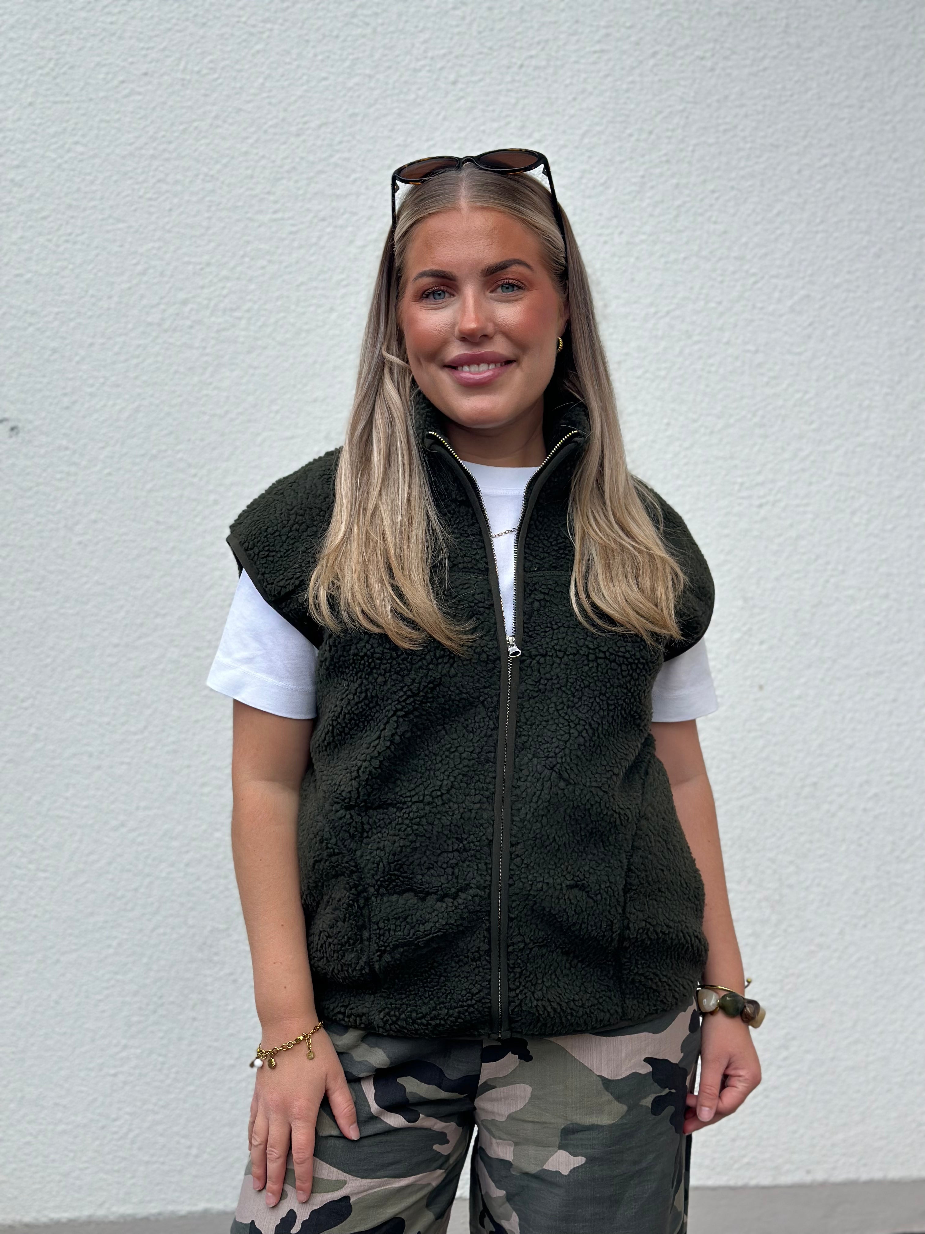 PIECES - SADIA TEDDY WEST - FOREST GREEN