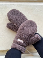 Ladda upp bild till gallerivisning, MARTA - VANTAR 48744 - BROWN
