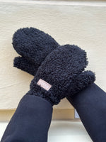 Ladda upp bild till gallerivisning, MARTA - VANTAR 48744 - BLACK
