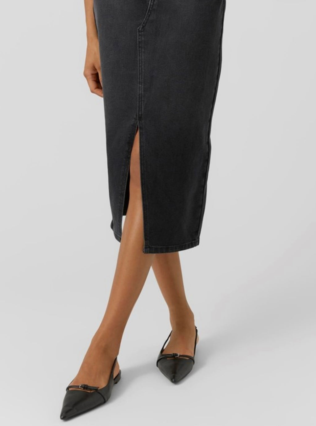 VERO MODA - VERI HR CALF DENIM SKIRT - BLACK