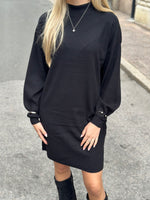 Ladda upp bild till gallerivisning, VEROMODA - NANCY LS FUNNELNECK DRESS - BLACK
