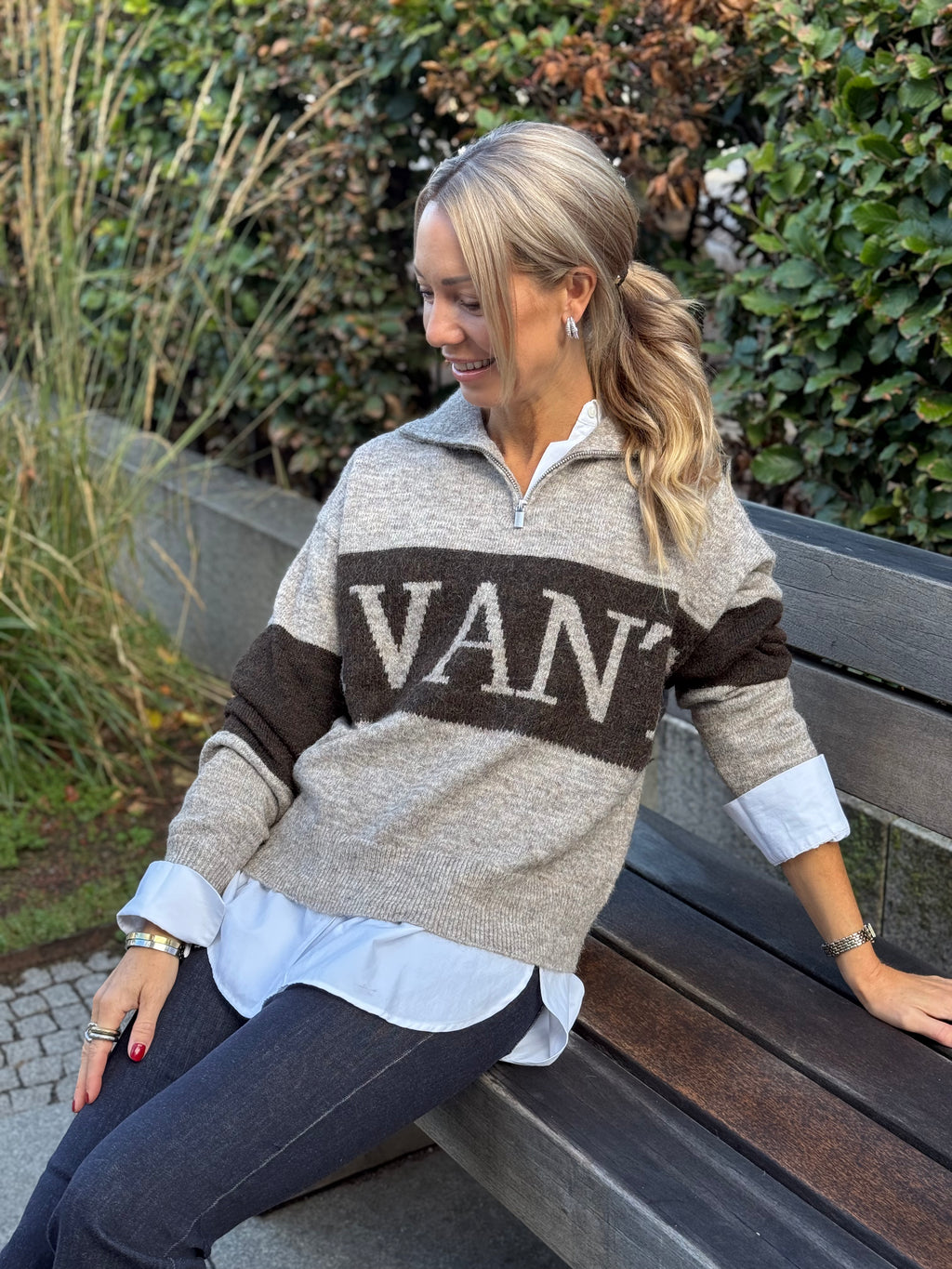 PIECES - ALLIE LS HALF ZIP KNIT - GREIGE/HOT FUDGE