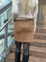 Ladda upp bild till gallerivisning, VEROMODA - DONNADIVA SHORT SKIRT - COGNAC
