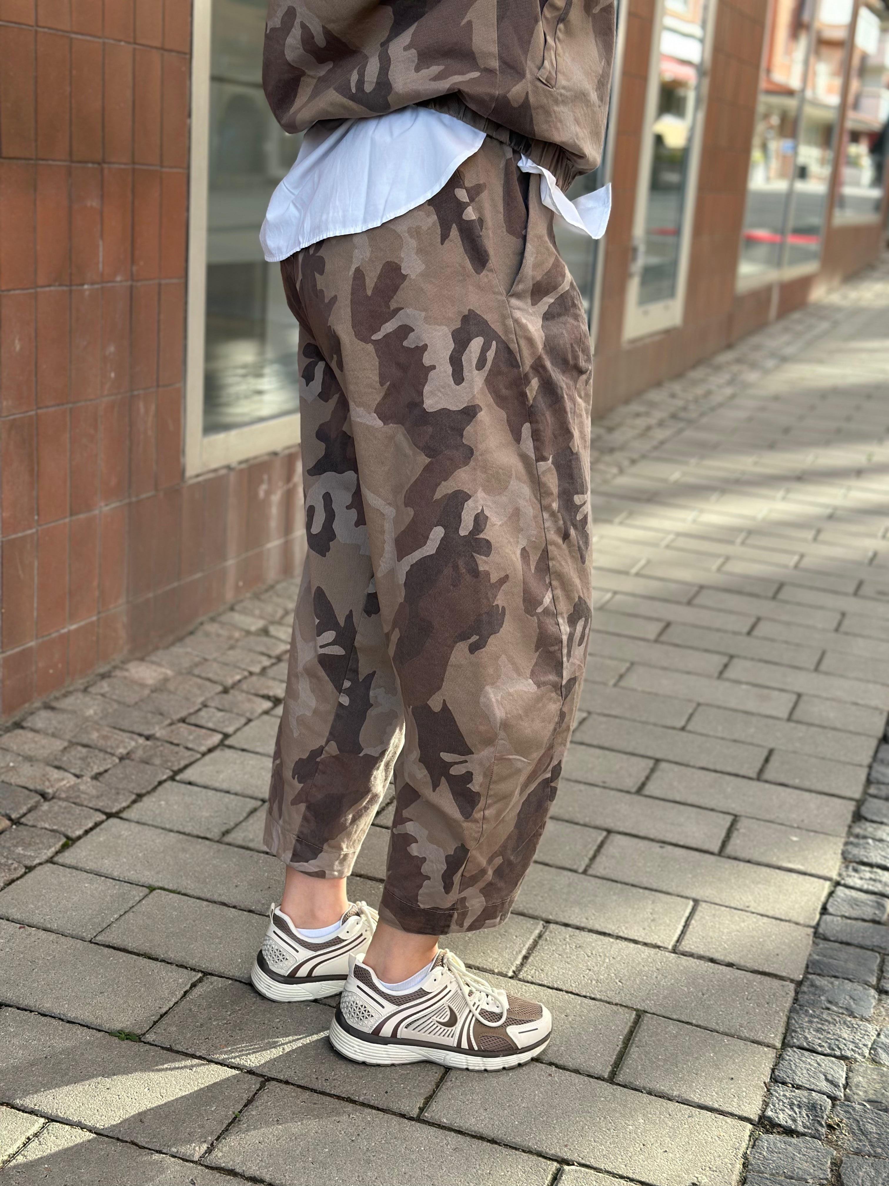 MARTA - CAMO PANTS 16635 - BEIGE CAMO