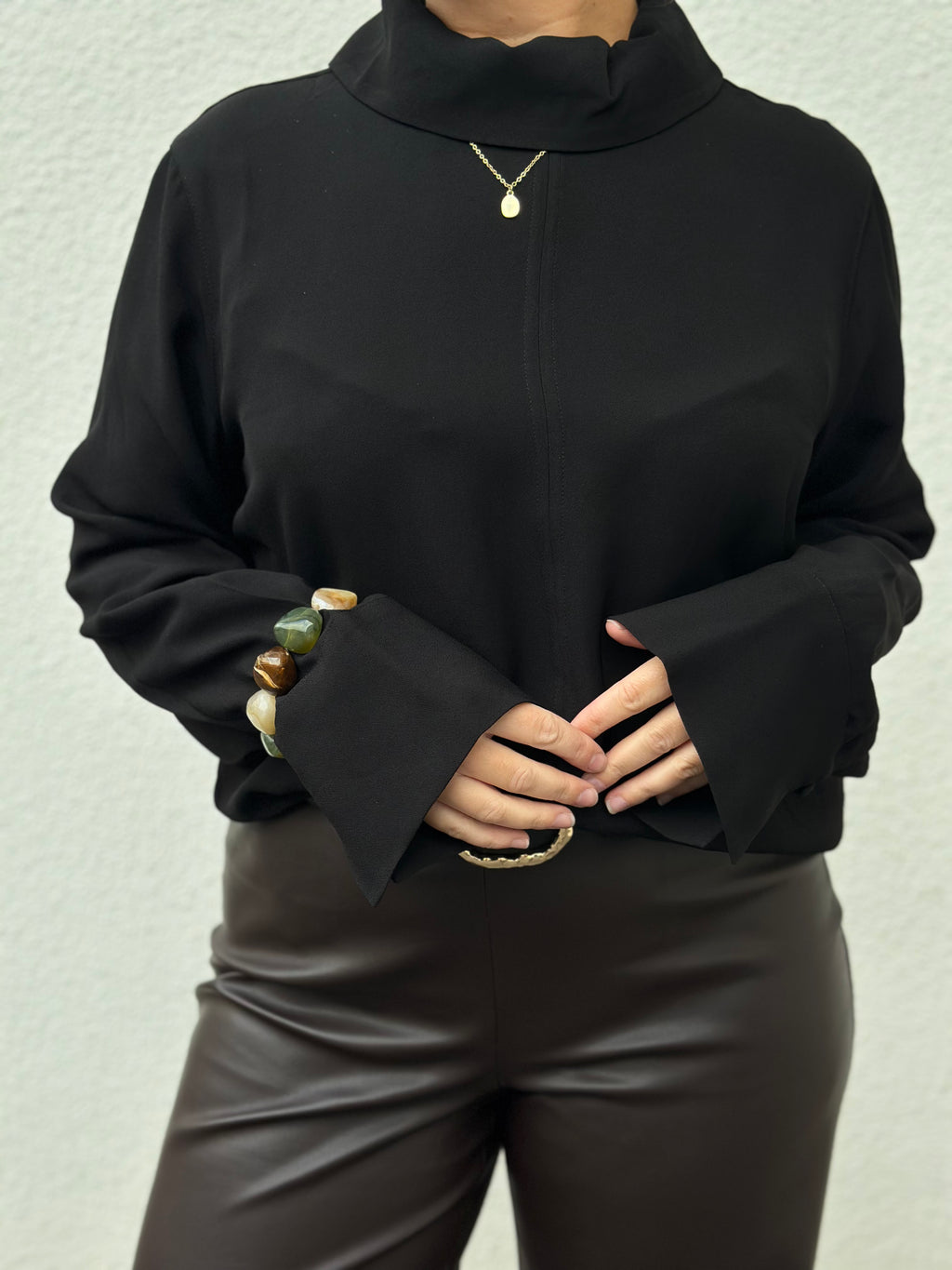 SELECTED FEMME - SOLER REGULAR LS HIGH NECK TOP - BLACK