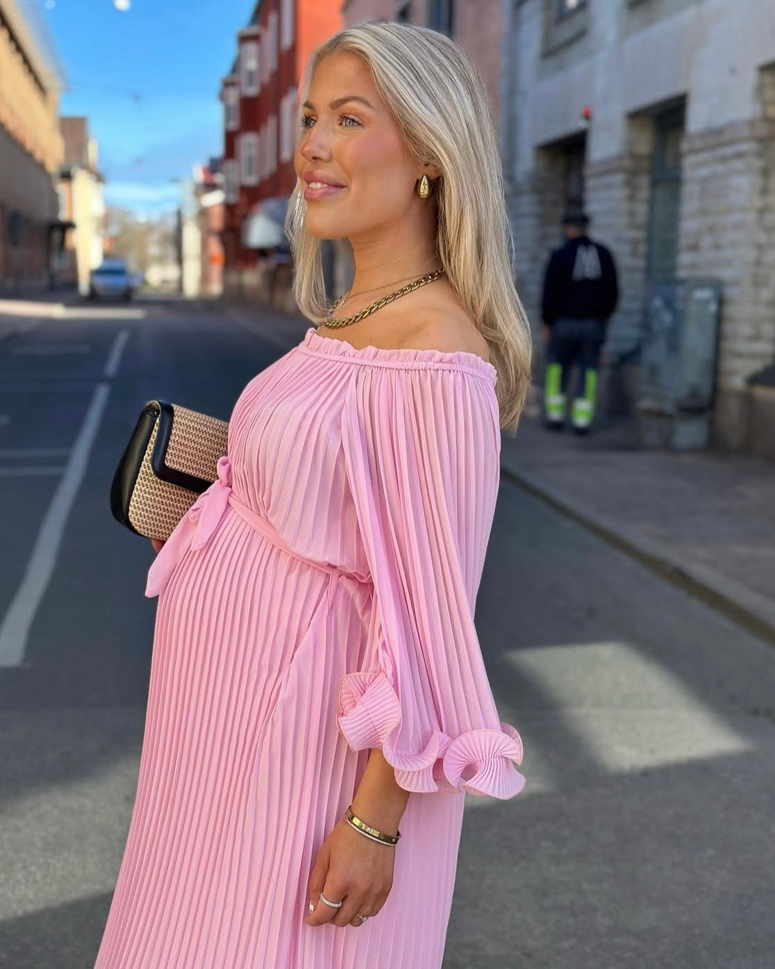 JÖRLEVIK - PLISSERAD KLÄNNING - ROSA