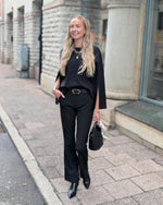 Ladda upp bild till gallerivisning, VEROMODA - THILDE LS O-NECK KNIT JUMPER - BLACK
