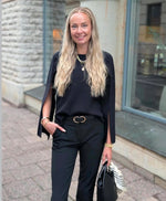 Ladda upp bild till gallerivisning, VEROMODA - THILDE LS O-NECK KNIT JUMPER - BLACK
