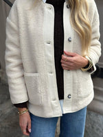 Ladda upp bild till gallerivisning, SOAKED - THALASSA JACKET - ANCIENT SCROLL
