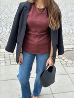 Ladda upp bild till gallerivisning, ONLY - MARIE LIFE S/S RUCHING TOP - RUM RAISIN
