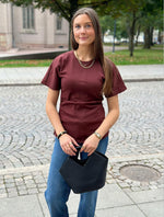 Ladda upp bild till gallerivisning, ONLY - MARIE LIFE S/S RUCHING TOP - RUM RAISIN
