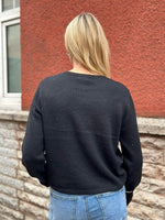 Ladda upp bild till gallerivisning, JDY - ALVA LIFE L/S EMBELLISH PULLOVER - BLACK/SILVER EMB
