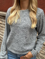 Ladda upp bild till gallerivisning, JDY - ALVA LIFE L/S EMBELLISH PULLOVER - MEDIUM GREY MEL/SILVER EMB
