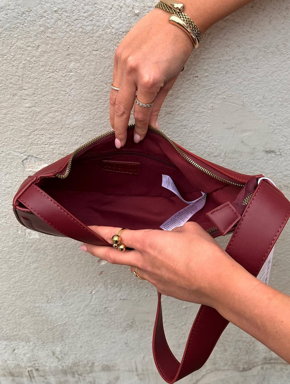 VEROMODA - GEMMA SHOULDER BAG - SYRAH