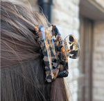 Ladda upp bild till gallerivisning, STELLA DETAILS - SMALL CLIP 7 CM - MOCKA MARBLE
