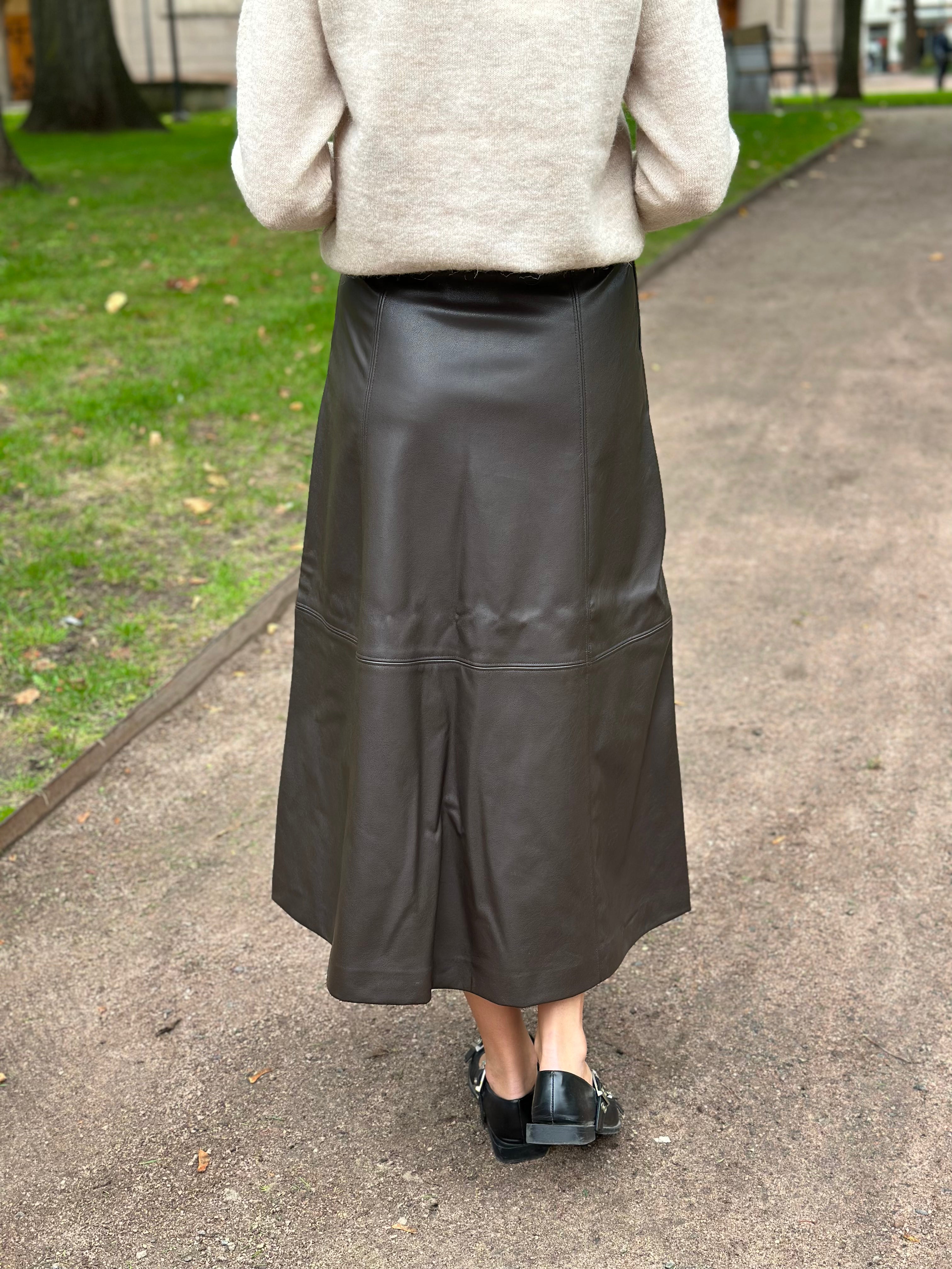 VEROMODA - OLIVE HW COATED ANKLE SKIRT - CHOCOLATE TORTE
