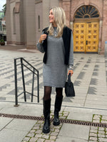Ladda upp bild till gallerivisning, JDY - RUE LIFE L/S HIGH NECK DRESS - MEDIUM GREY MELANGE
