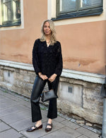 Ladda upp bild till gallerivisning, ONLY - KORSA LS JAQUARD SHIRT - BLACK
