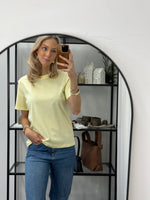 Ladda upp bild till gallerivisning, PIECES - RIA SOLID TEE - FRENCH VANILLA
