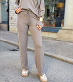 Ladda upp bild till gallerivisning, LEVETÉ ROOM - ISMALIA PANTS - SAND

