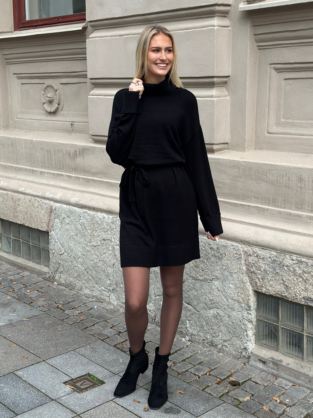 ONLY - PRINCESS LS ROLL-NECK DRESS KNIT - BLACK