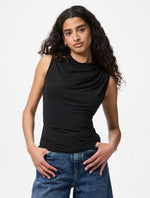 Ladda upp bild till gallerivisning, PIECES - MADISON SL DRAPED TOP - BLACK
