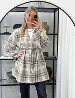 Ladda upp bild till gallerivisning, COSY HOUSE - KOFTA - RUTIG
