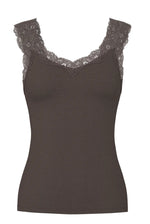 Ladda upp bild till gallerivisning, PIECES - BARBERA LACE TOP - HOT FUDGE
