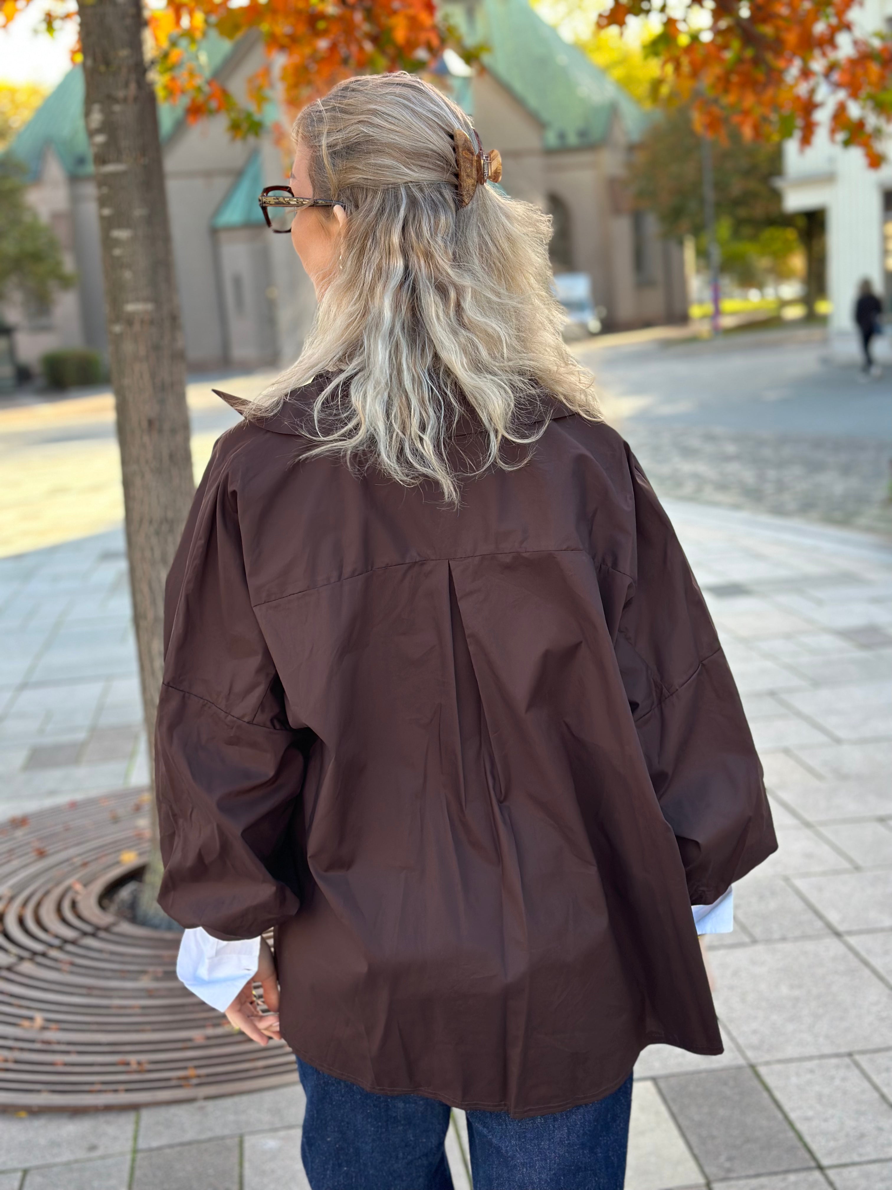 COSY HOUSE - OVERSIZED SKJORTA - DARK BROWN