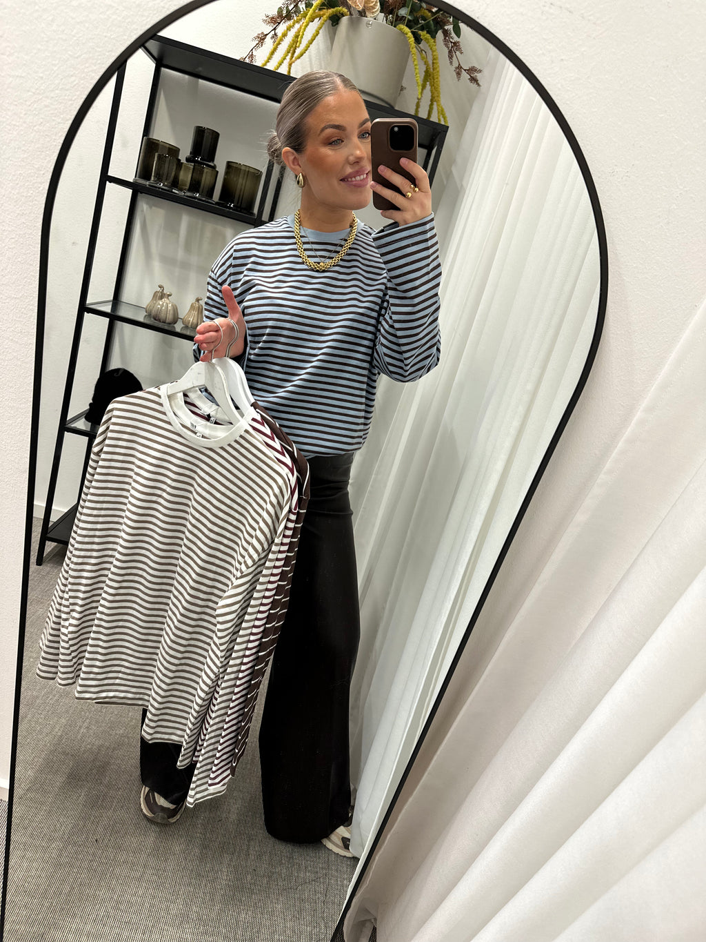 PIECES - SADIE LS TOP JRS - CASHMERE BLUE/HOT FUDGE