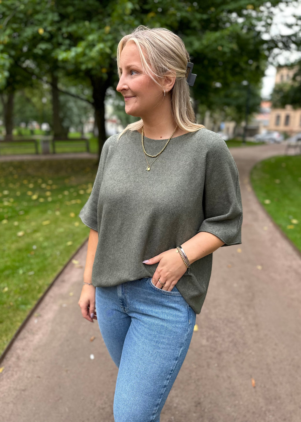 MARTA - STICKAD TRÖJA 5003 - MILITARY