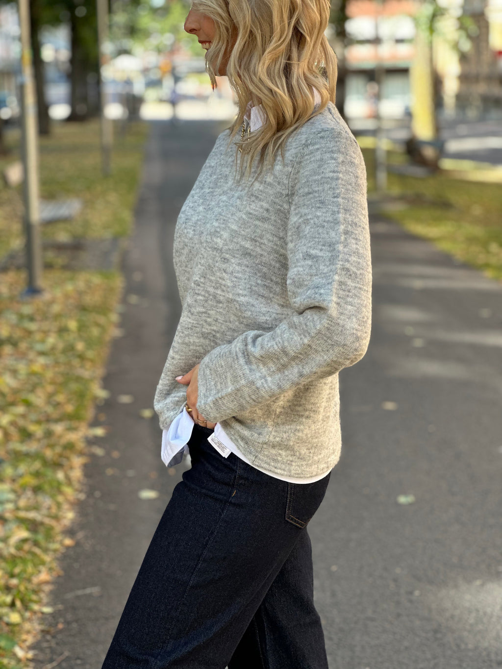 SELECTED FEMME - LULU NEW LS KNIT O-NECK - LIGHT GREY MELANGE
