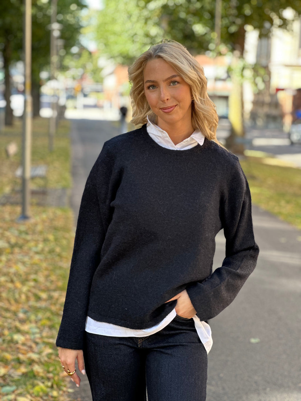 SELECTED FEMME - LULU NEW LS KNIT O-NECK - DARK SAPPHIRE MELANGE