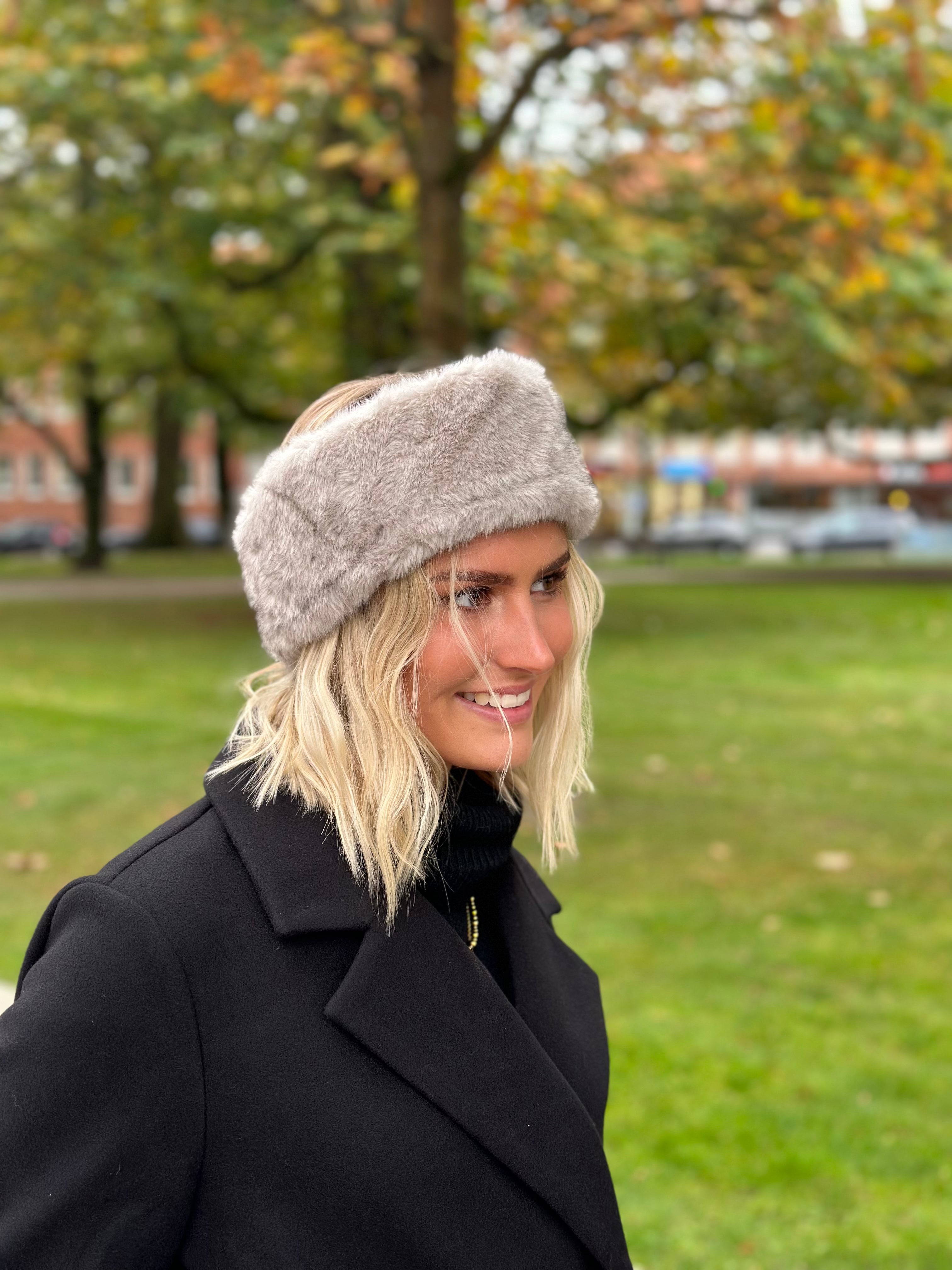 PIECES - JUTLANDIA HEADBAND - GREIGE
