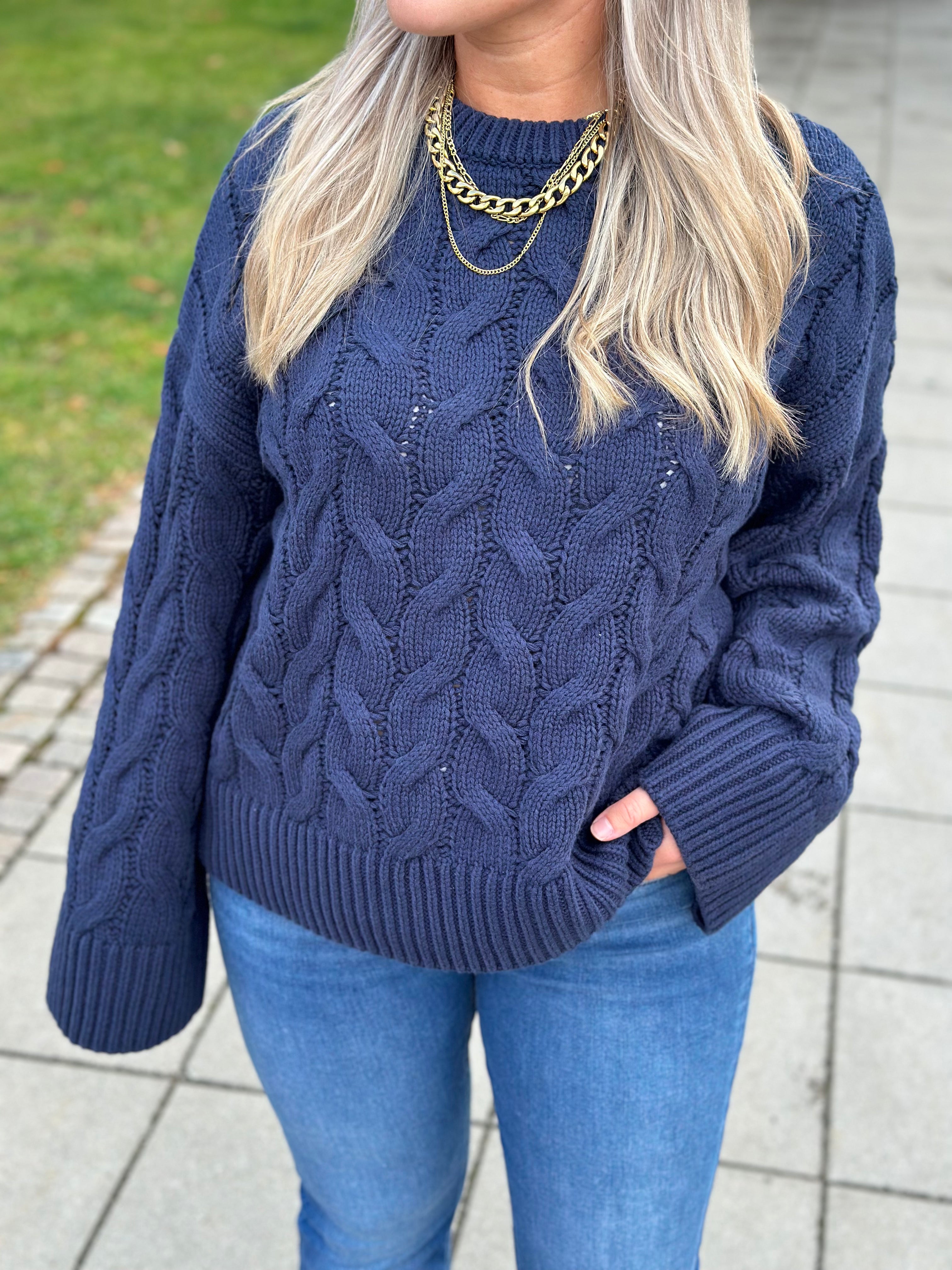 VERO MODA - SVEA THEA LS O-NECK CABLE PULLOVER - NAVY BLAZER