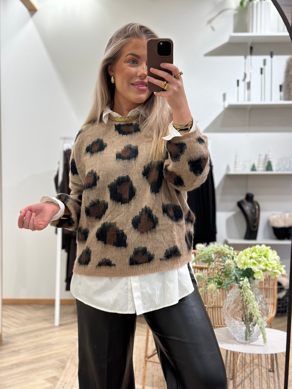 COSY HOUSE - MIA LEO SHIRT - BEIGE LEO