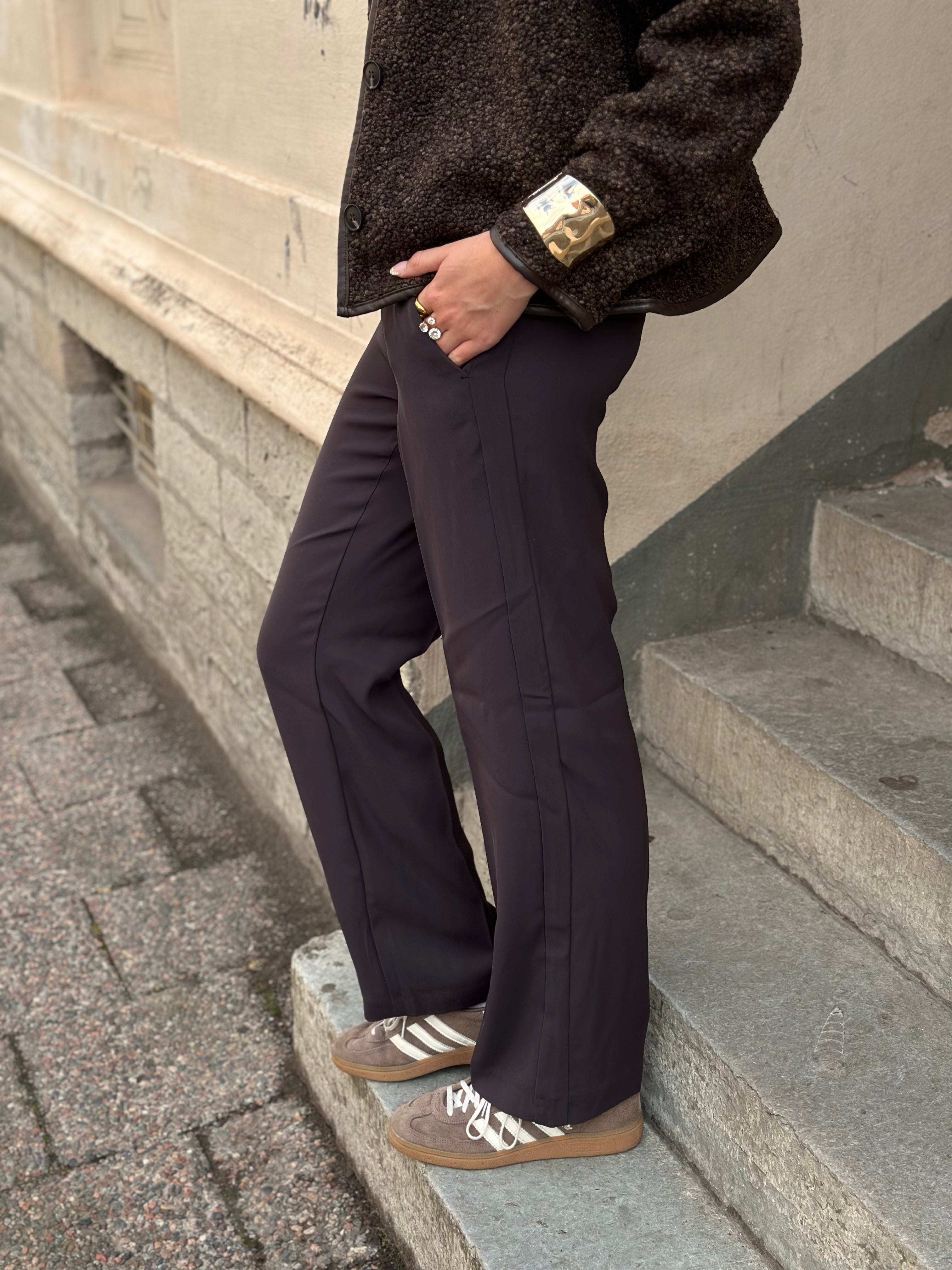 LEVETÉ ROOM - OMIRA PANT 301776 - BROWN