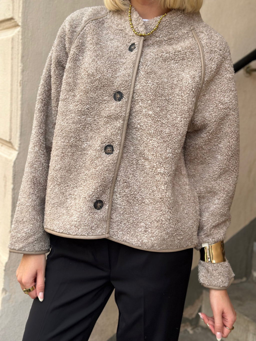 LEVETÉ ROOM - PERNILLE JACKET 101285 - BEIGE